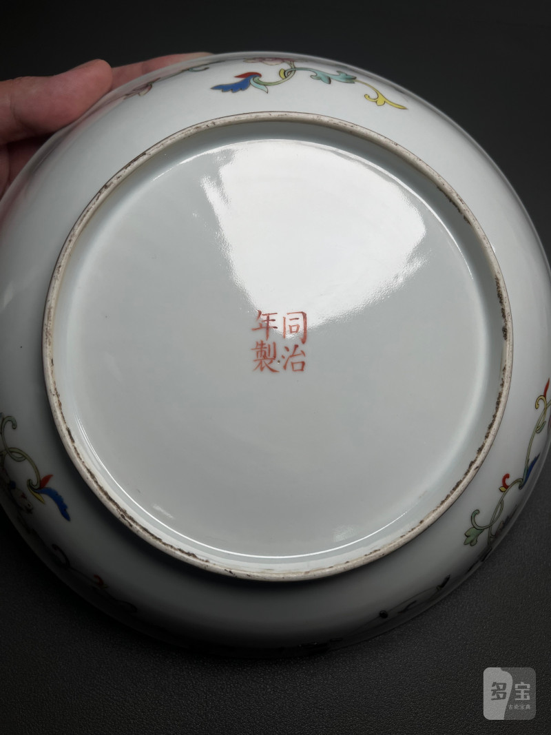 清同治  黄地粉彩 " 喜鹊登梅 " 图盘 - 图14